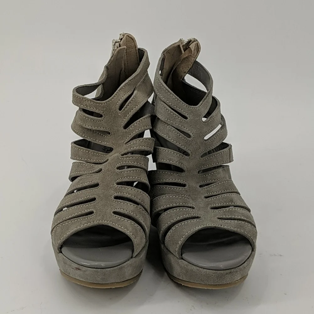NWT CORDANI Suede Cage Wedge Sandals